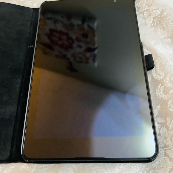 Dell Tablet With Cover Cámara 5.0 - Picture 2 of 5